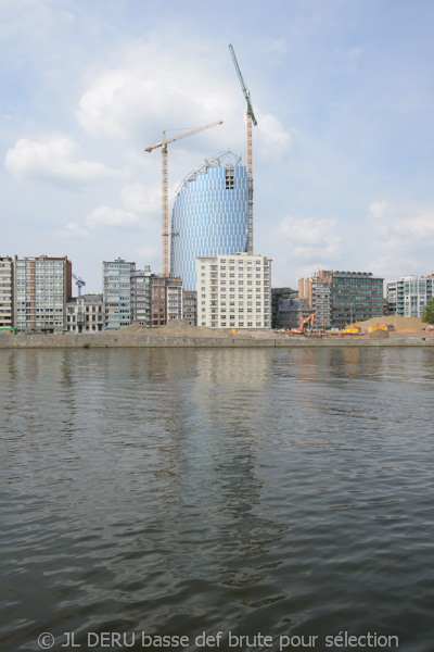 tour des finances à Liège